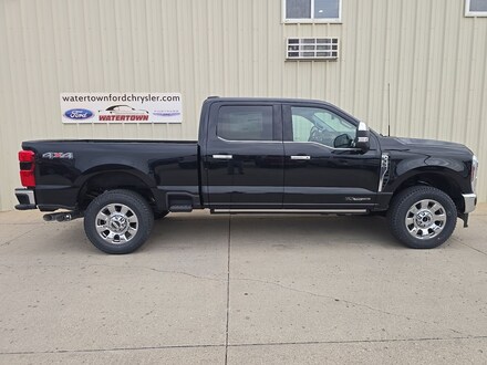 2026 Ford Super Duty F-350&reg; Lariat&reg; TRUCK