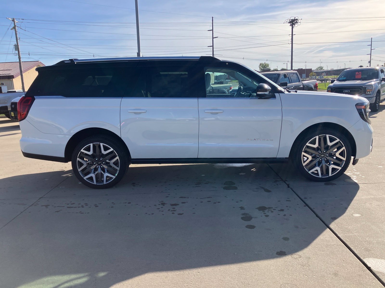 2027 Ford Expedition MAX Platinum SUV
