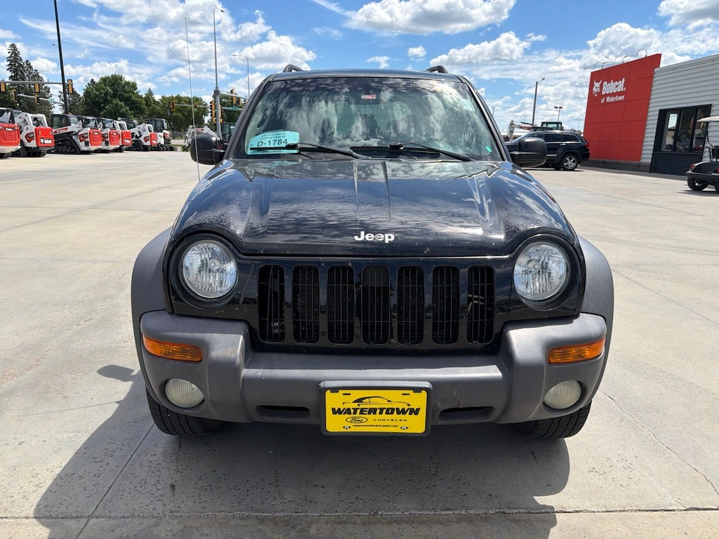 Used 2004 Jeep Liberty Sport SUV