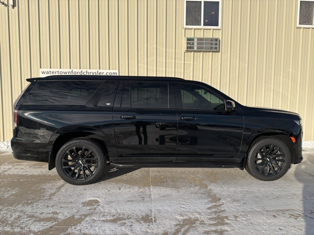 2021 Cadillac Escalade ESV Sport's photo