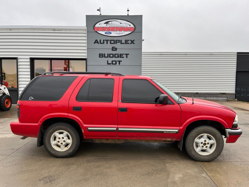 Used 2000 Chevrolet Blazer LS SUV