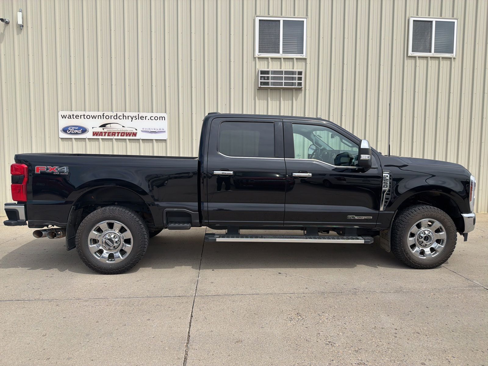 2024 Ford F-250 Lariat 4x4 Crew Cab 6-3/4' Box's photo