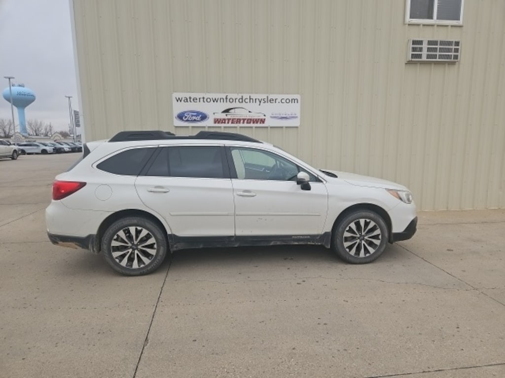 Used 2017 Subaru Outback 2.5i SUV