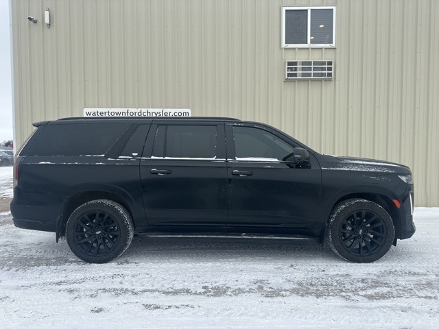 2021 Cadillac Escalade ESV Sport's photo