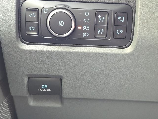 2026 Ford F-350 Super Duty XLT - Photo 14