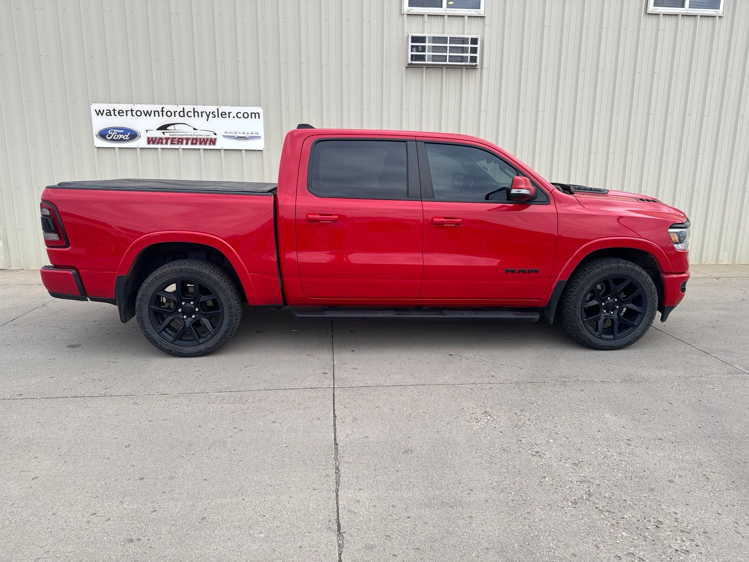 2020 RAM 1500 Laramie 4x4 Crew Cab 5'7's photo