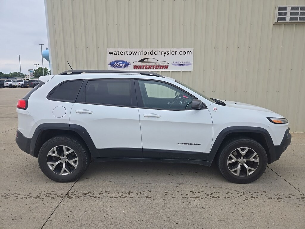 Used 2014 Jeep Cherokee Trailhawk SUV