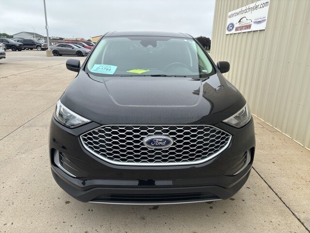 Used 2024 Ford Edge SEL with VIN 2FMPK4J9XRBA50019 for sale in Watertown, SD