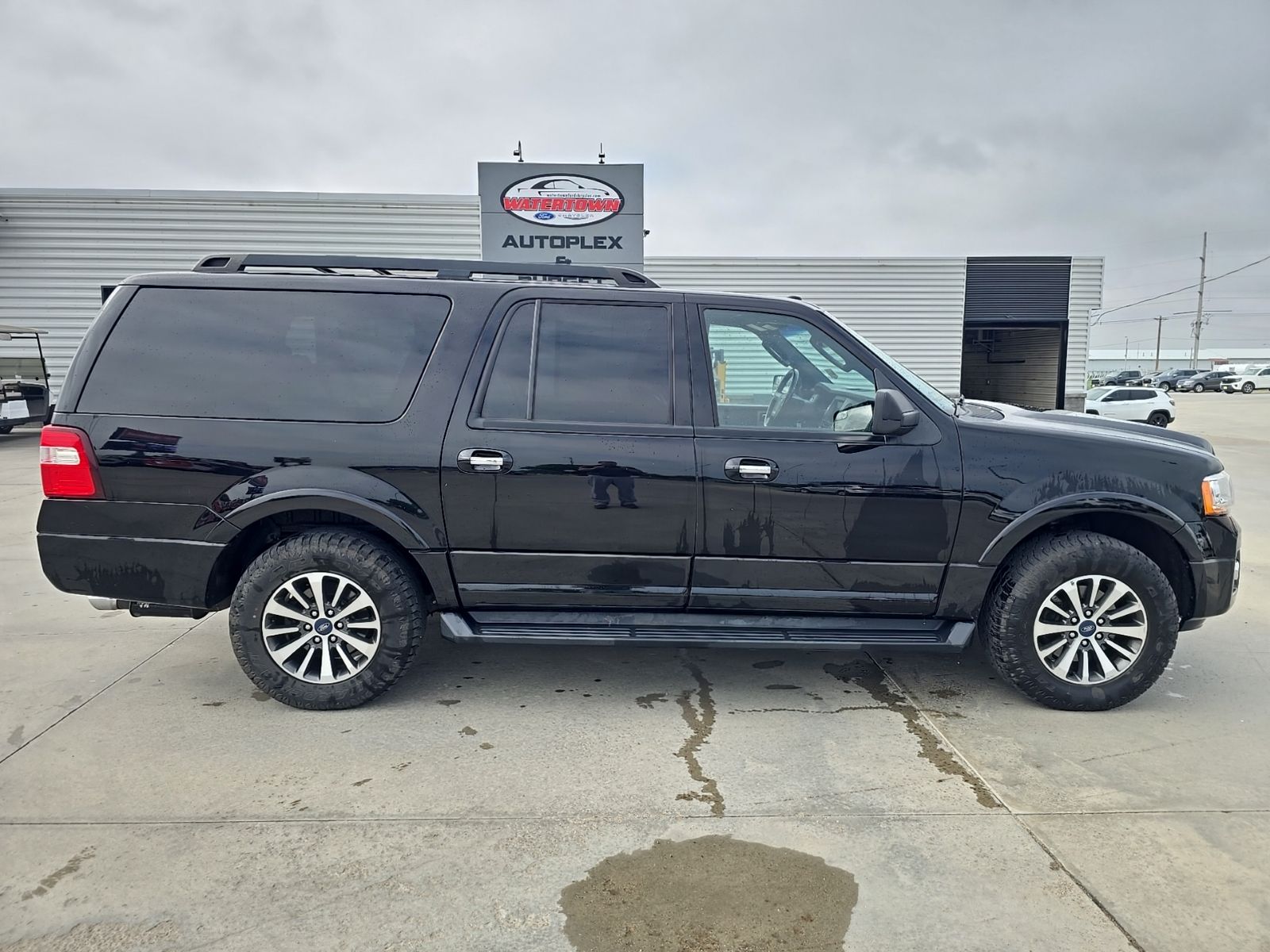 2017 Ford Expedition XLT 4x4 EL's photo