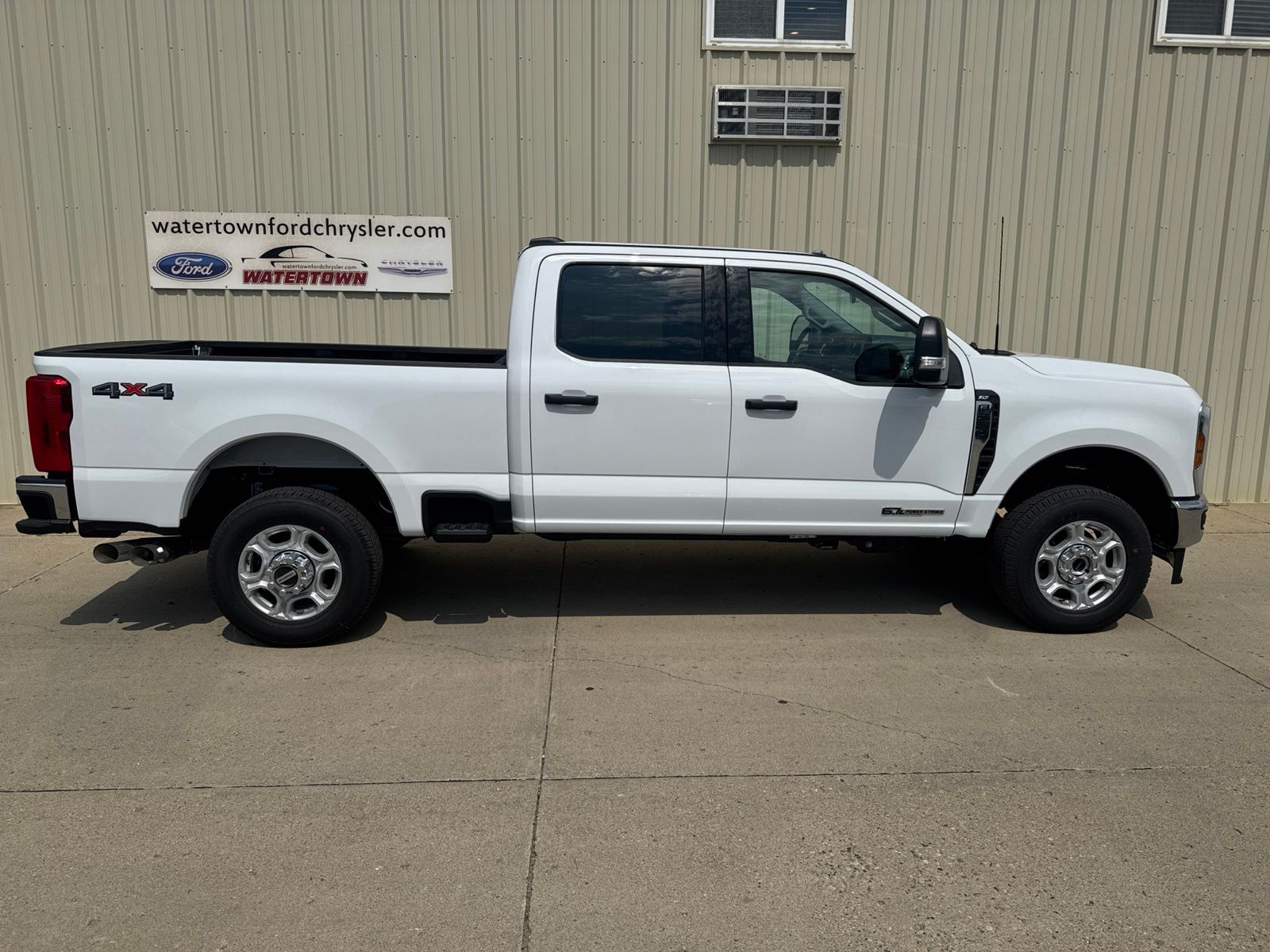 2026 Ford F-350 Super Duty XLT