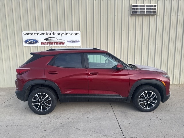 2025 Chevrolet Trailblazer LT's photo