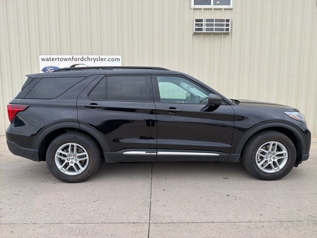 2025 Ford Explorer Active 4WD (PL535)'s photo