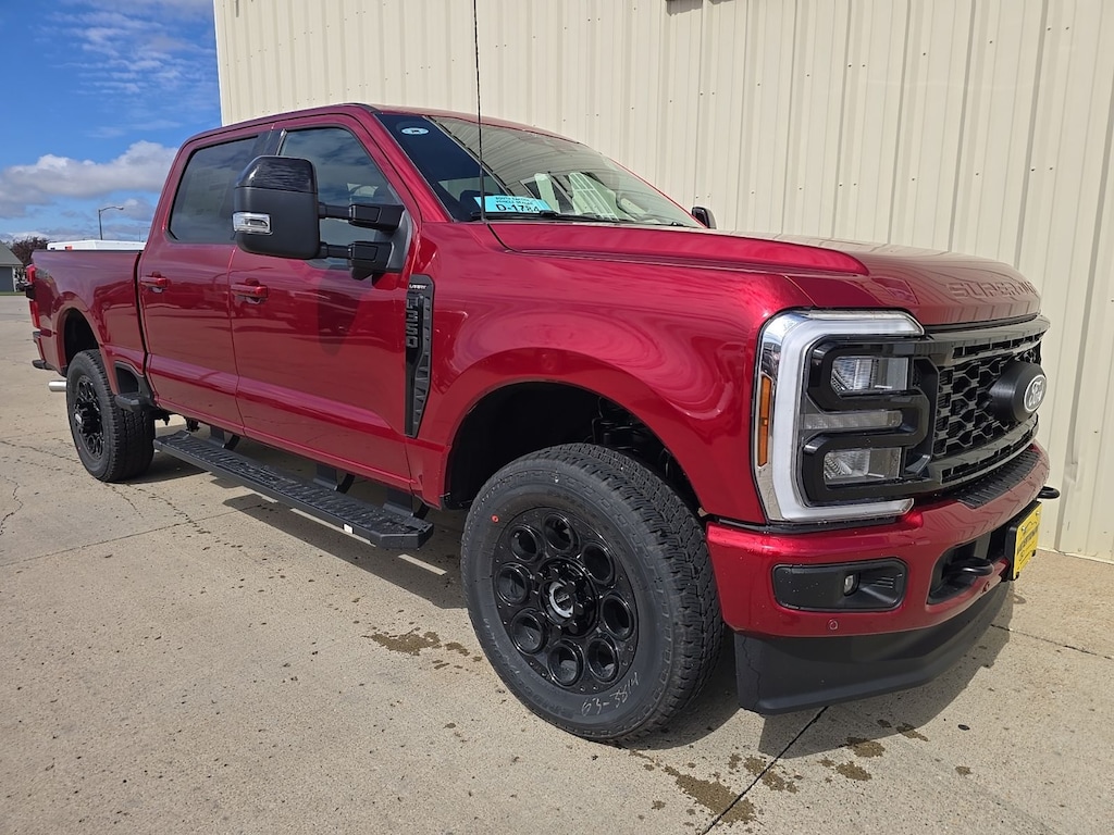 New 2027 Ford Super Duty F-350® Lariat® TRUCK