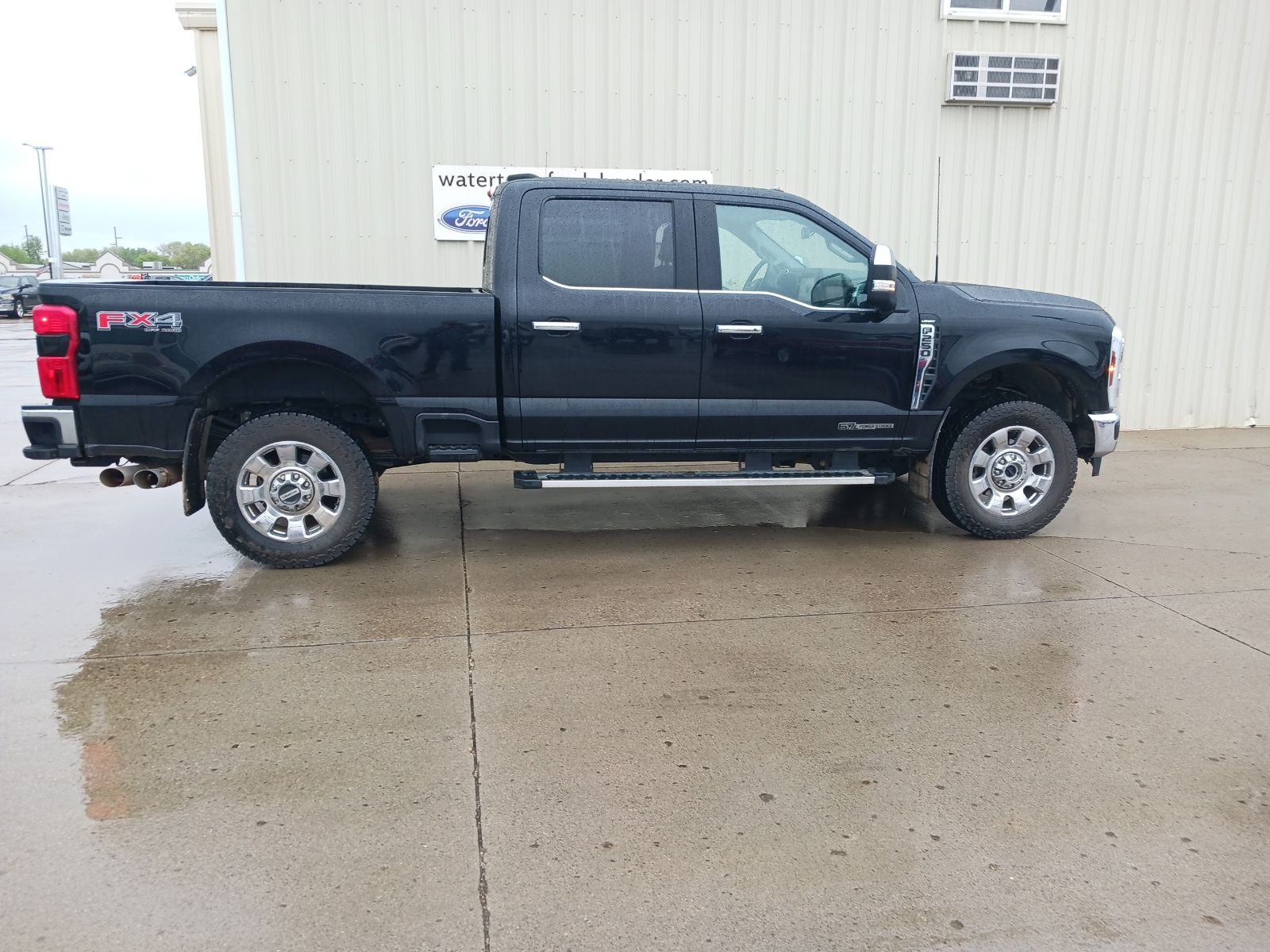 2024 Ford F-250 Lariat 4x4 Crew Cab 6-3/4' Box's photo