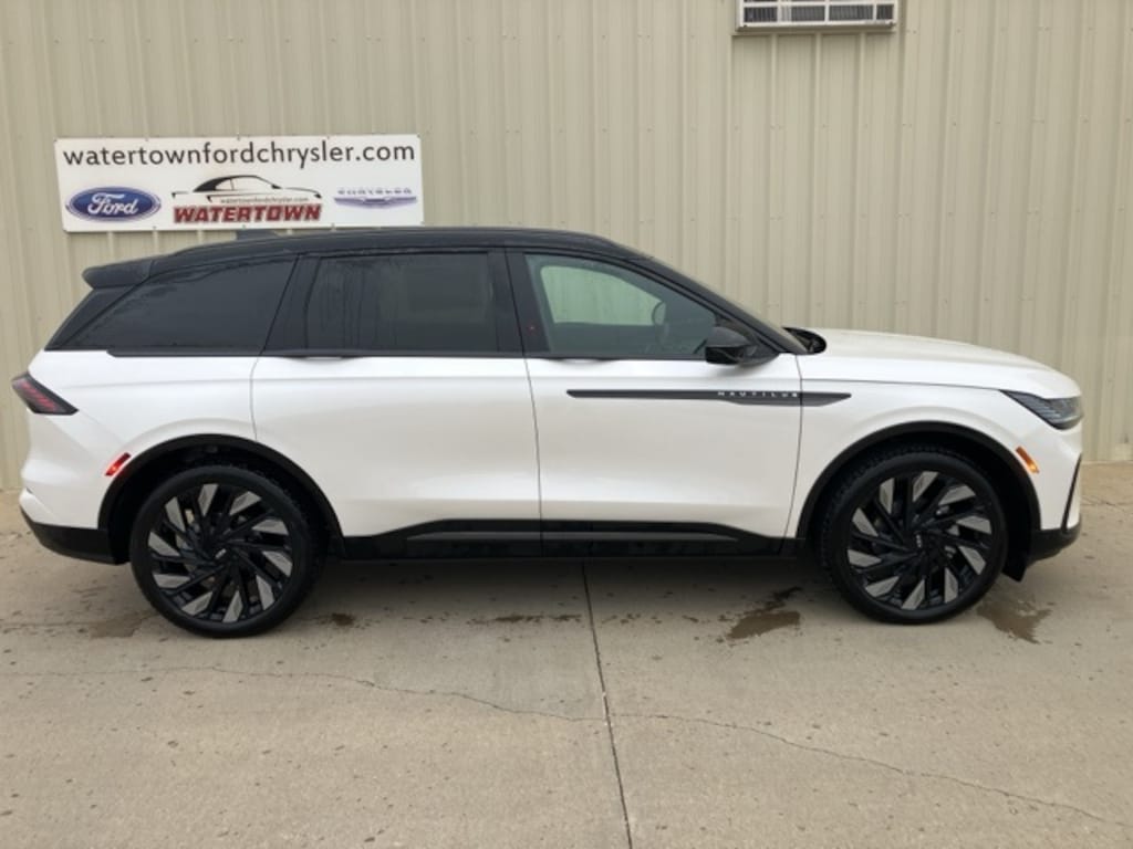 New 2026 Lincoln Nautilus Reserve SUV