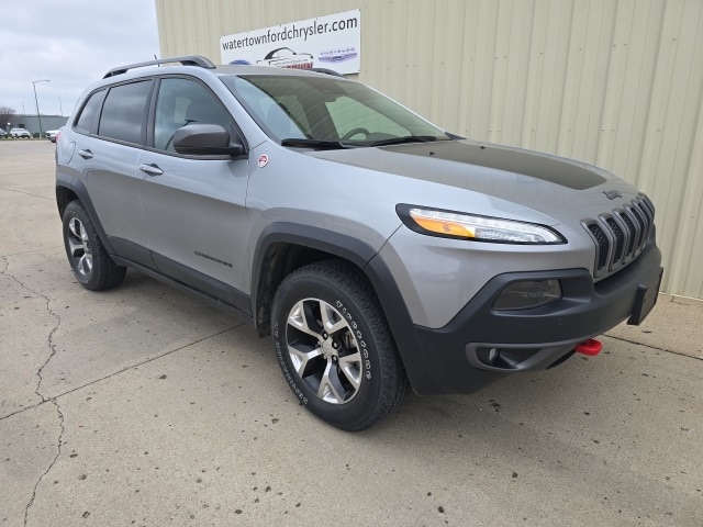 Used 2014 Jeep Cherokee Trailhawk with VIN 1C4PJMBS2EW231794 for sale in Watertown, SD
