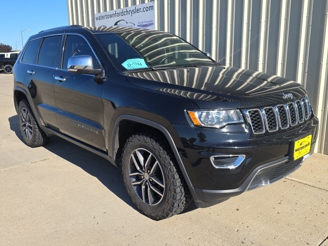 Used 2018 Jeep Grand Cherokee Limited with VIN 1C4RJFBG1JC260277 for sale in Watertown, SD