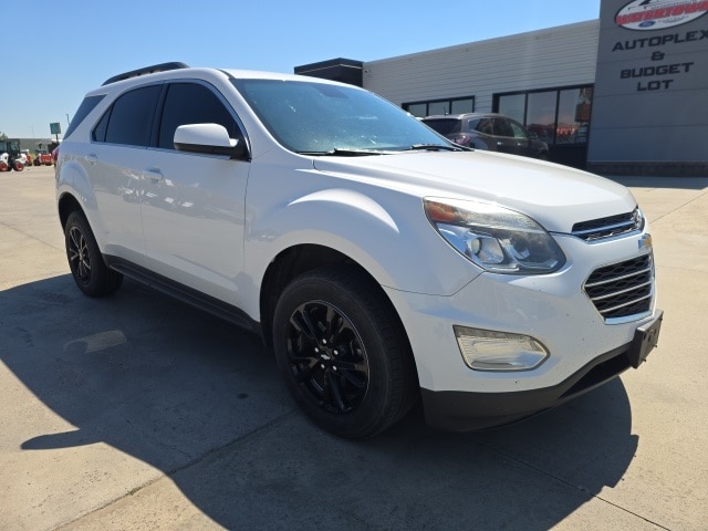 Used 2017 Chevrolet Equinox LT with VIN 2GNFLFEK6H6101312 for sale in Watertown, SD