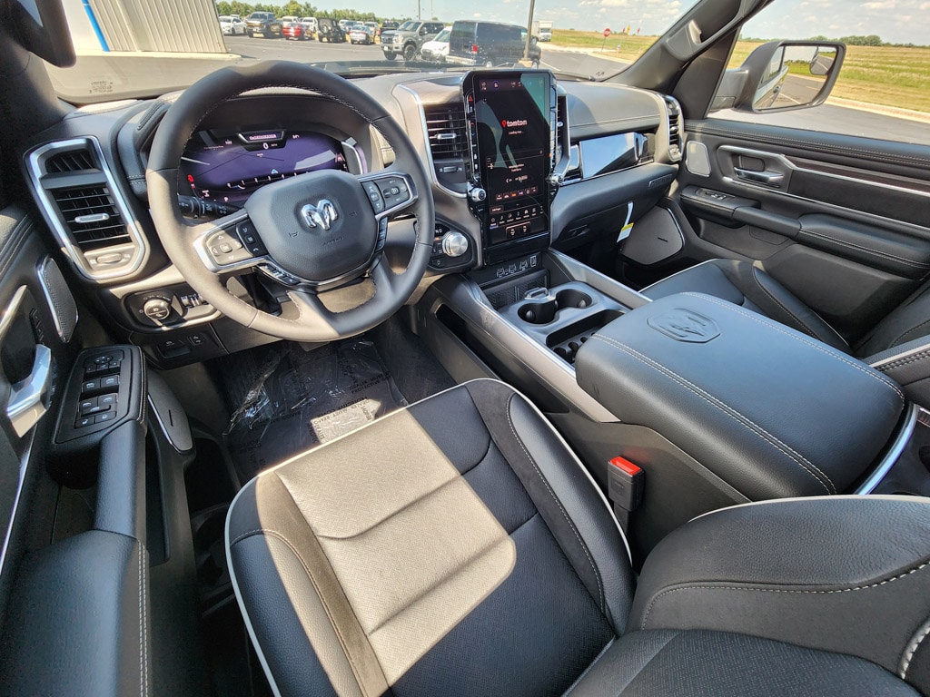 2026 RAM 1500 Laramie - Photo 12