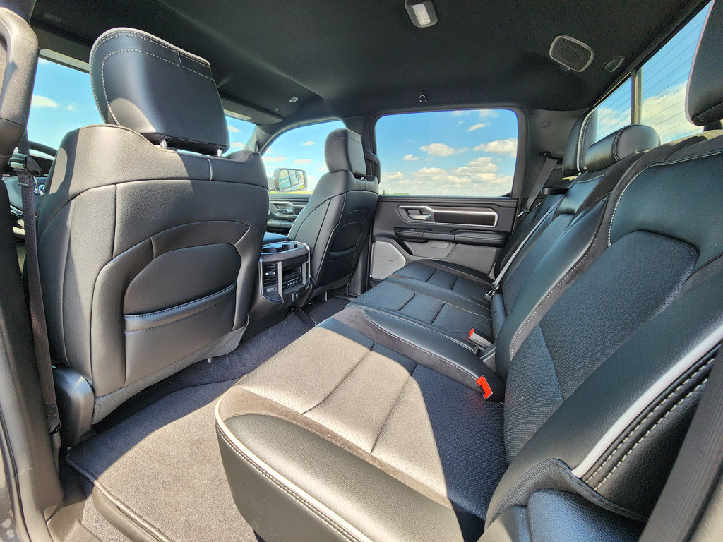 2026 RAM 1500 Laramie - Photo 15