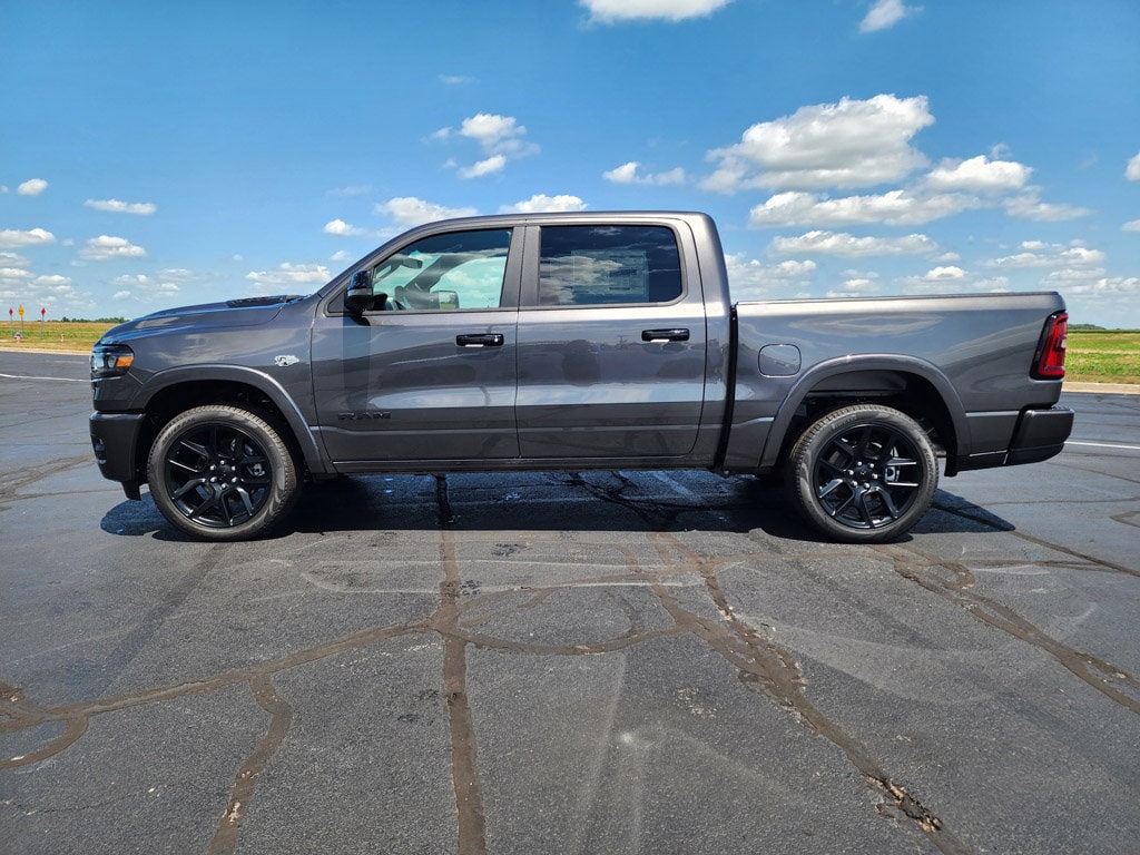 2026 RAM 1500 Laramie - Photo 9