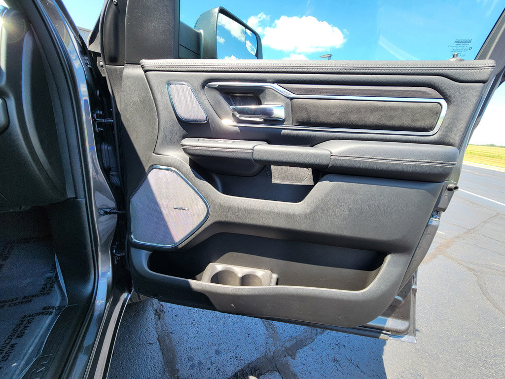 2026 RAM 1500 Laramie - Photo 23