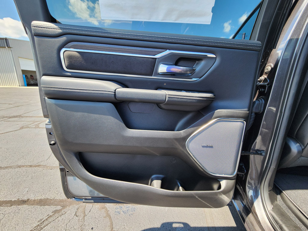 2026 RAM 1500 Laramie - Photo 17