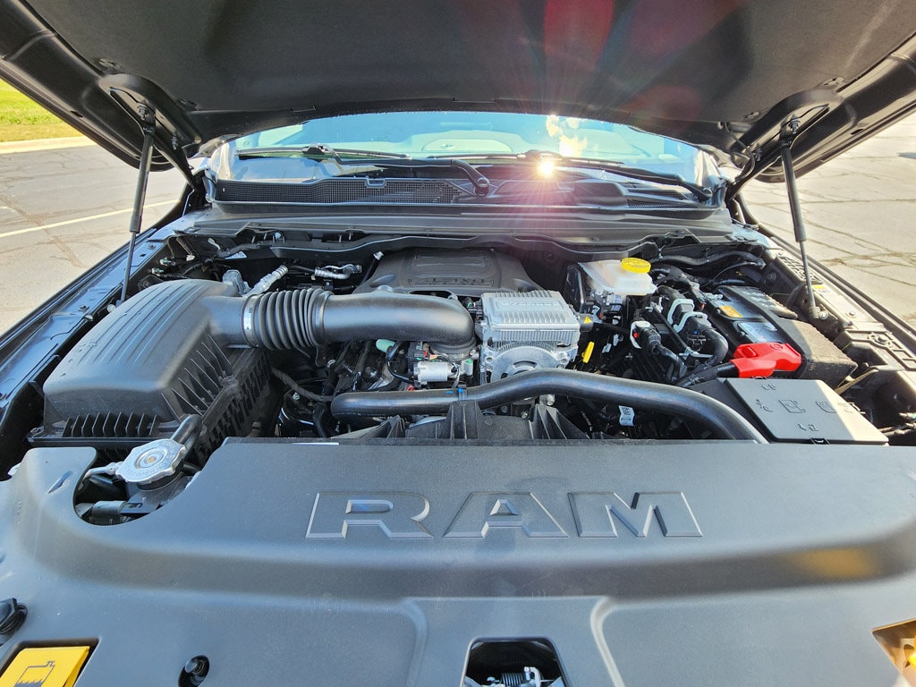 2026 RAM 1500 Laramie - Photo 11