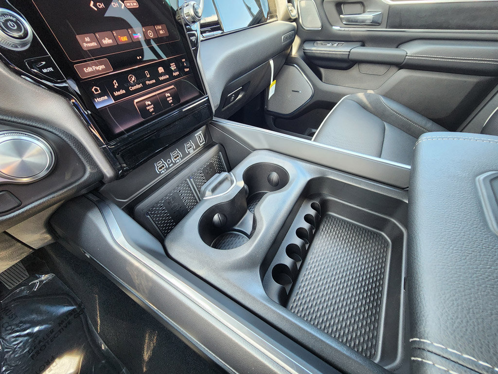 2026 RAM 1500 Laramie - Photo 31