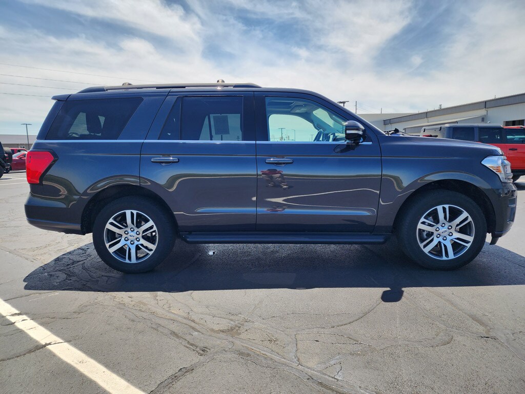 Used 2024 Ford Expedition XLT Sport Utility