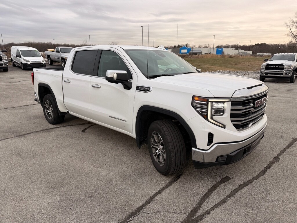 Used 2025 GMC Sierra SLT Crew Cab