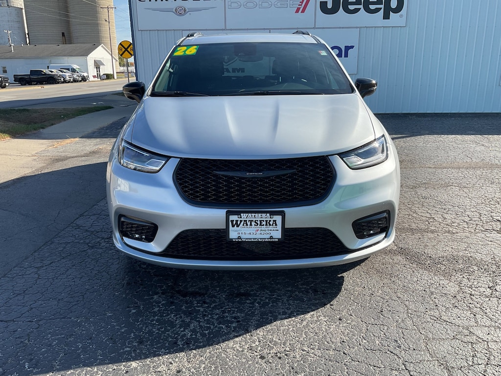 New 2026 Chrysler Pacifica SELECT Passenger Van