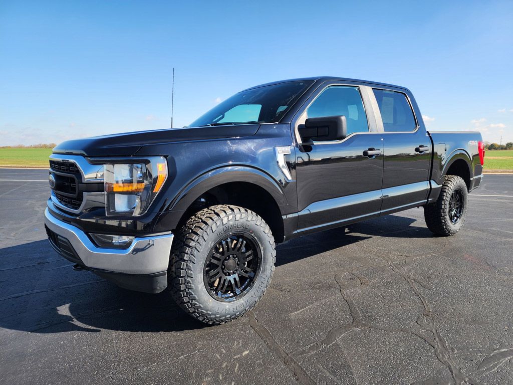 2023 Ford F-150 XLT SuperCrew 4WD