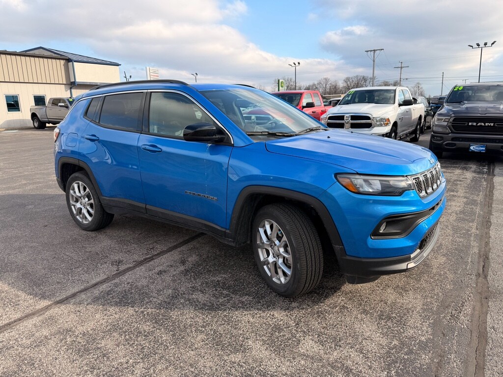 Used 2023 Jeep Compass Latitude Lux Sport Utility
