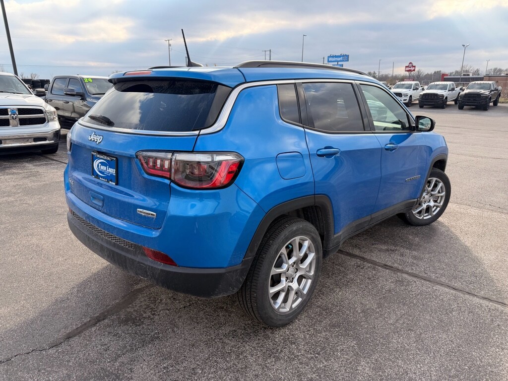 Used 2023 Jeep Compass Latitude Lux Sport Utility