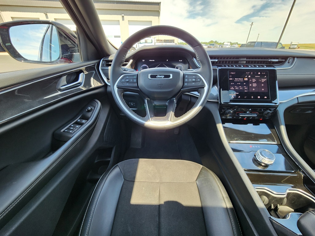 2023 Jeep Grand Cherokee Altitude - Photo 25