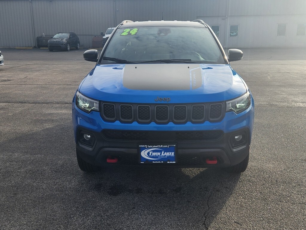 Used 2024 Jeep Compass Trailhawk Sport Utility