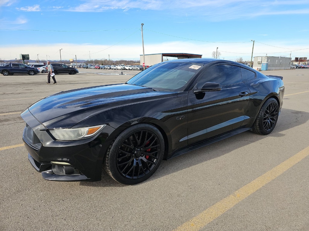 2016 Ford Mustang GT Premium Coupe RWD