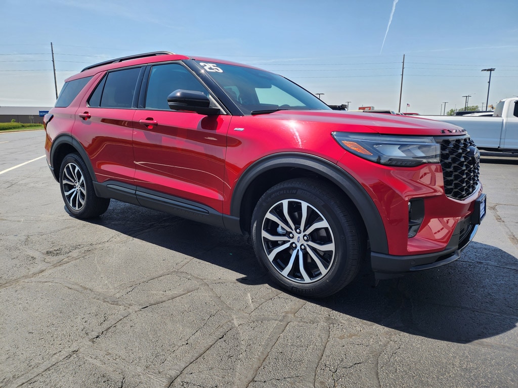 Used 2025 Ford Explorer ST-Line Sport Utility