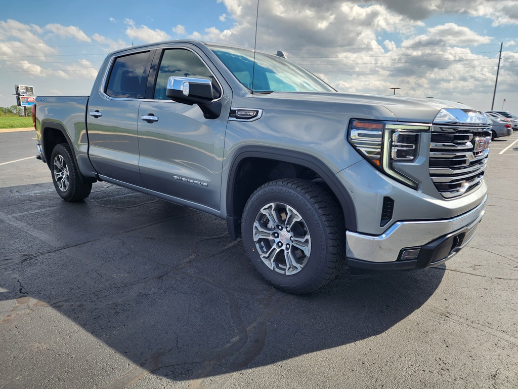 Used 2025 GMC Sierra SLT Crew Cab