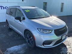 2026 Chrysler Pacifica SELECT Passenger Van