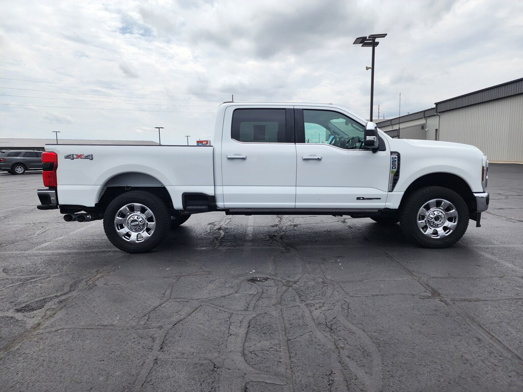 Used 2025 Ford F-250 Lariat Crew Cab