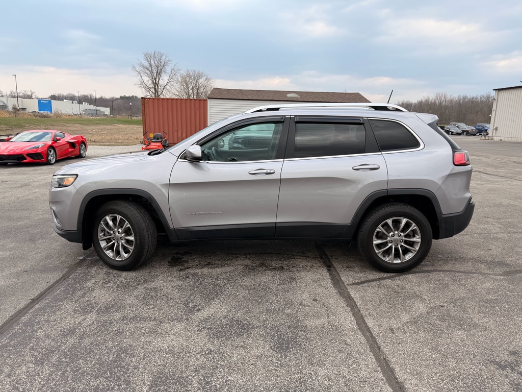 Used 2019 Jeep Cherokee Latitude Plus Sport Utility