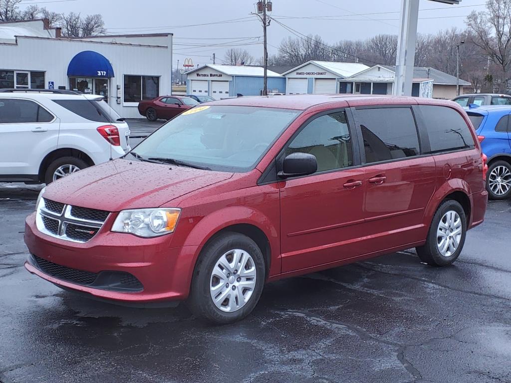Used 2014 Dodge Grand Caravan SE with VIN 2C4RDGBGXER199408 for sale in Watseka, IL