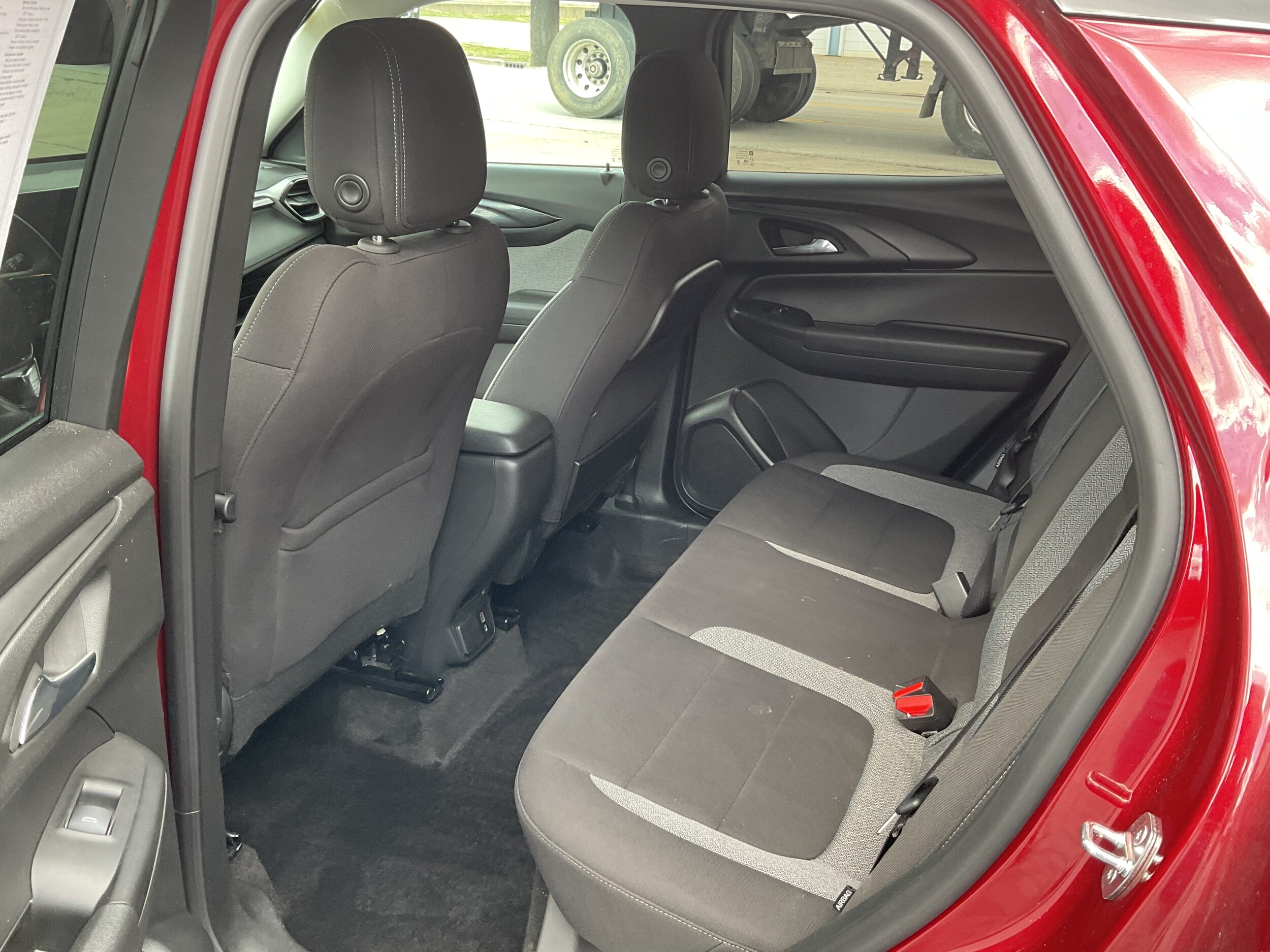 2024 Chevrolet Trailblazer LT photo 4