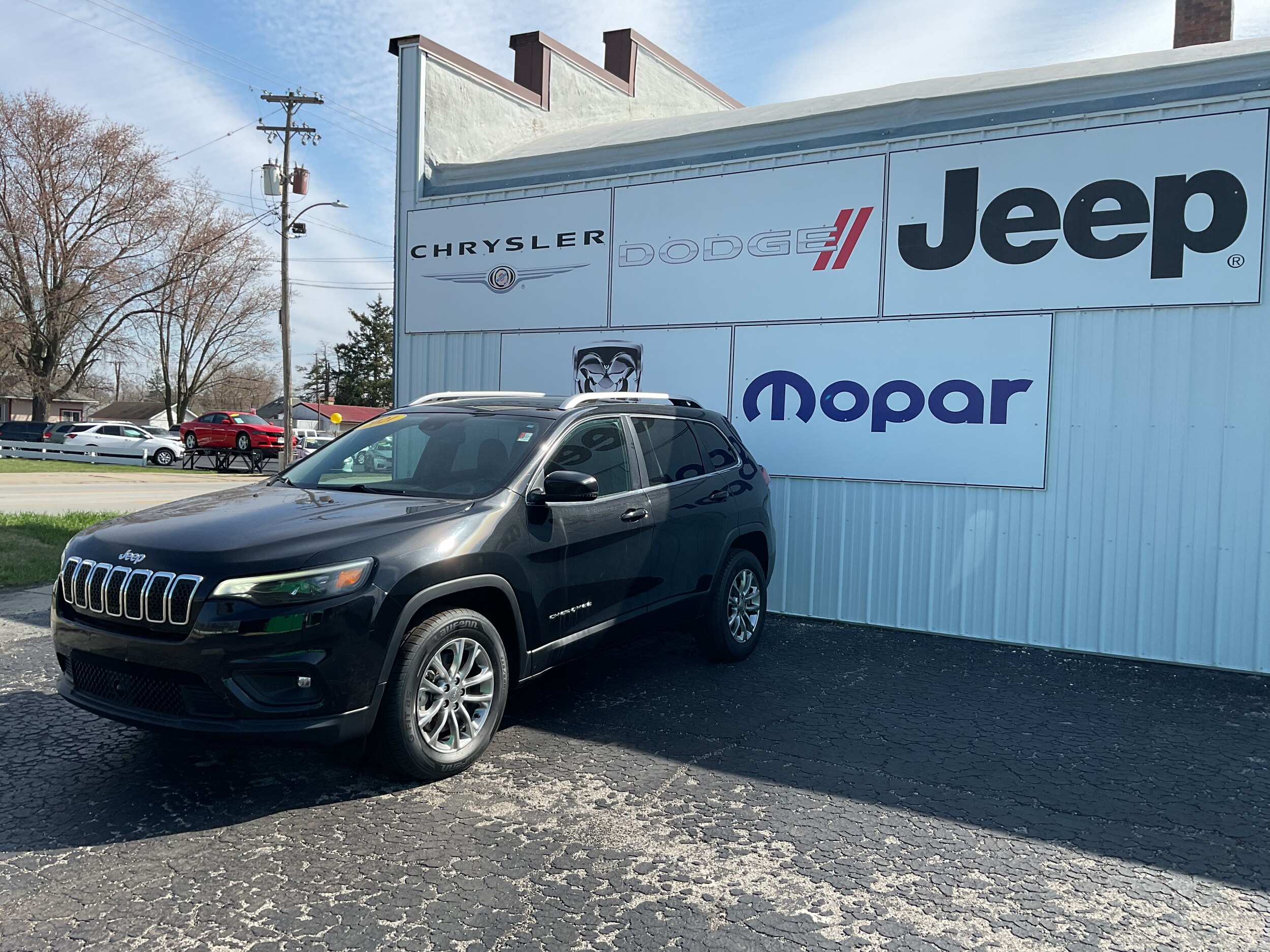 2021 Jeep Cherokee Latitude Lux photo 3