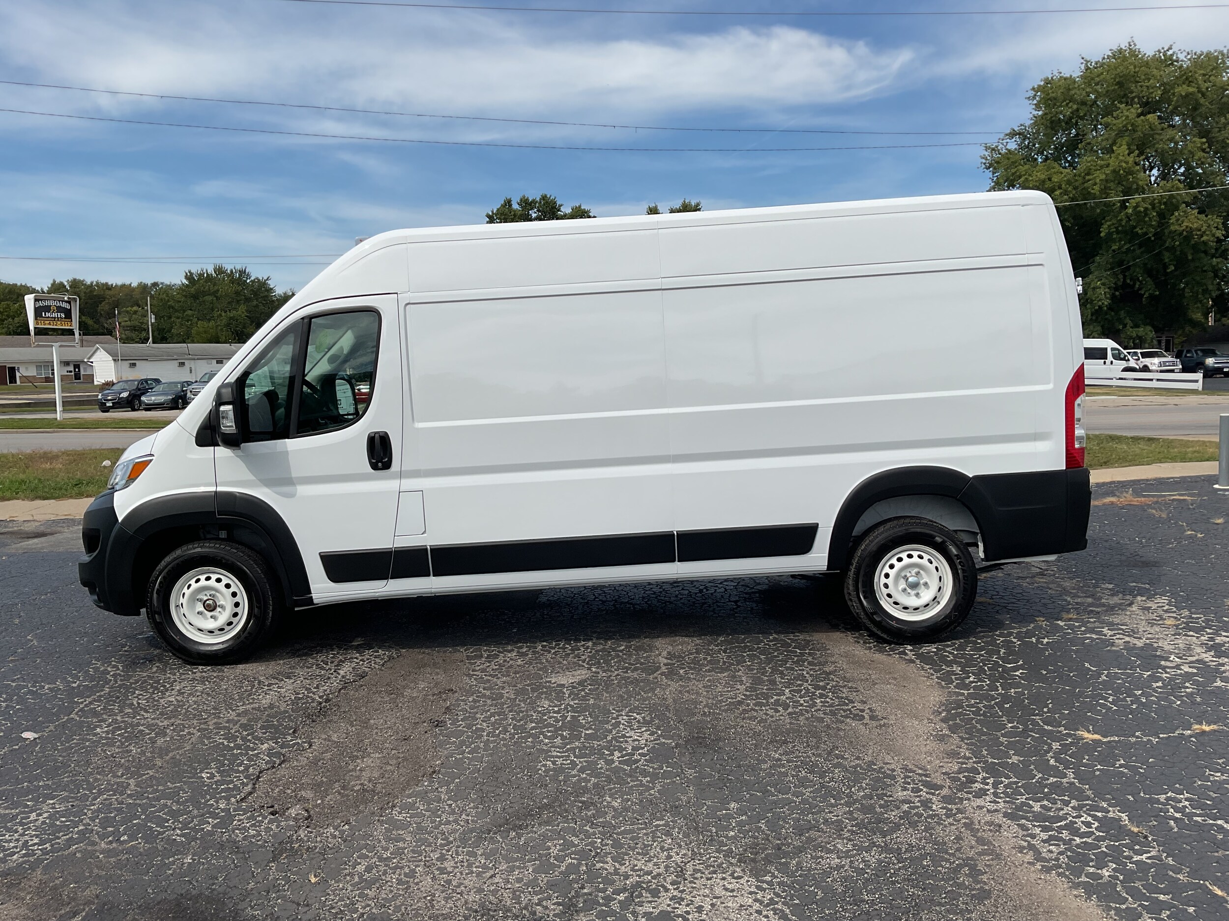 2025 Ram ProMaster 2500 photo 3