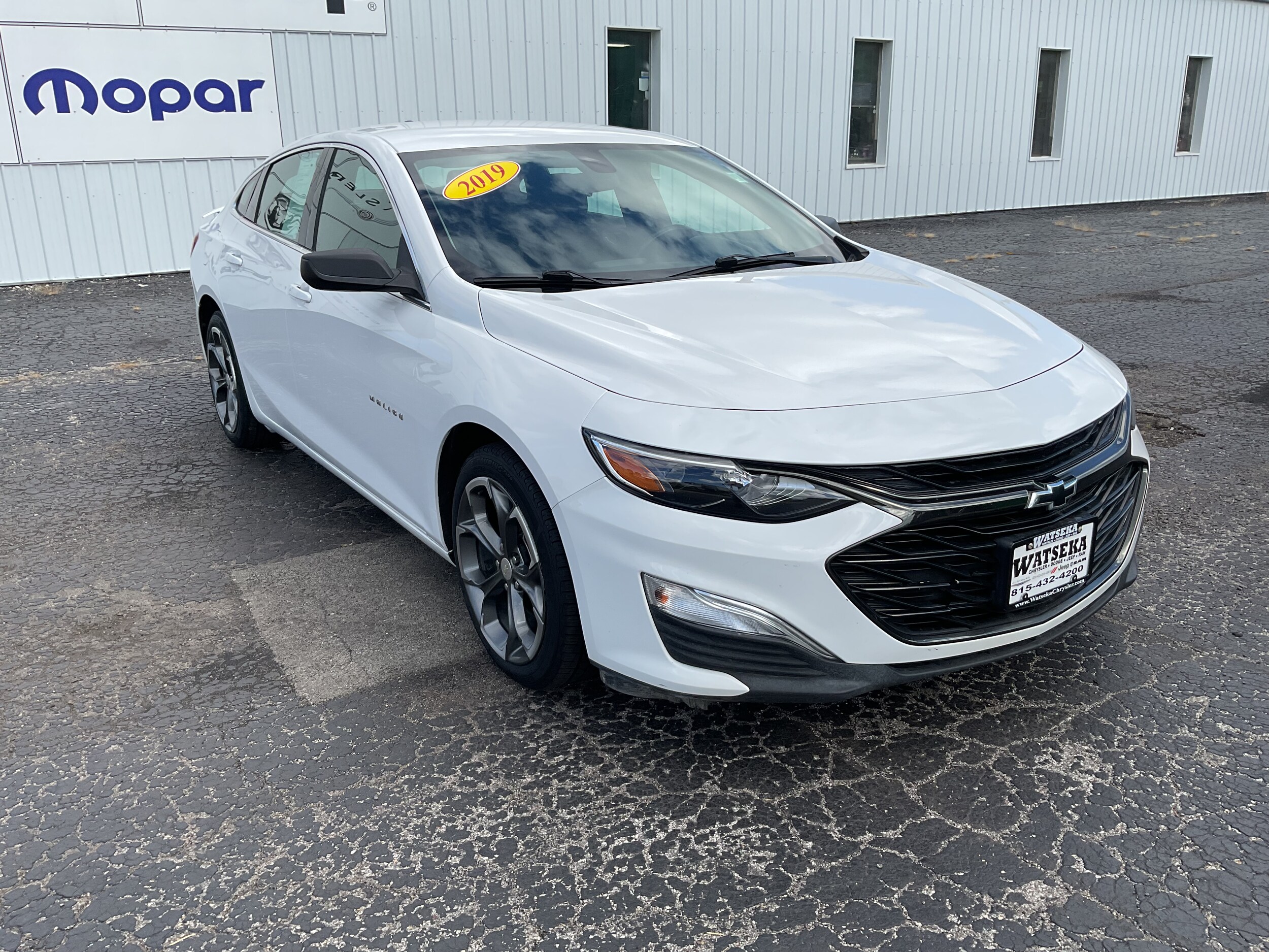 2019 Chevrolet Malibu RS photo 3