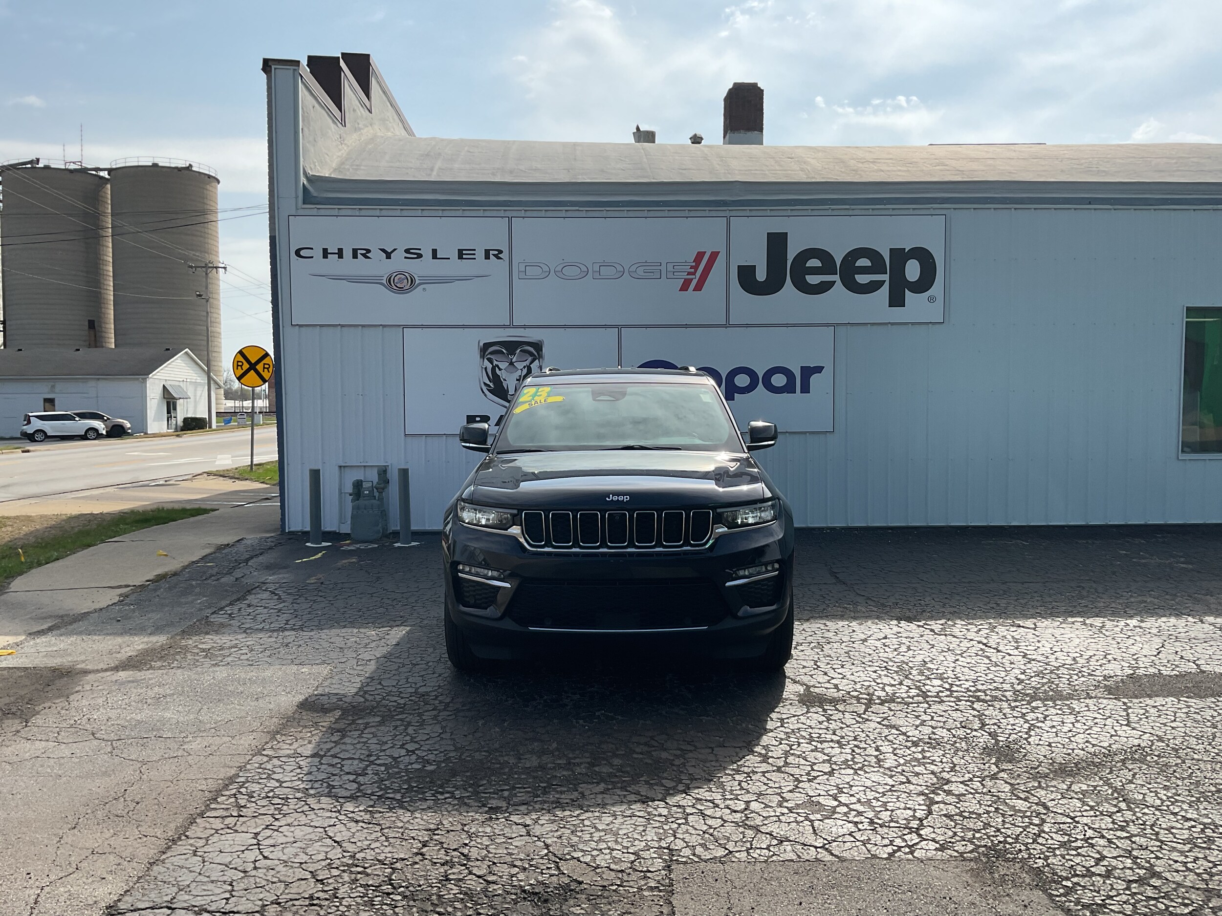 2023 Jeep Grand Cherokee Limited photo 4
