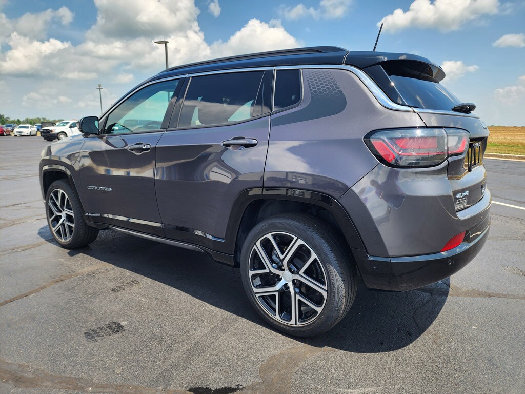 2024 Jeep Compass Limited - Photo 7
